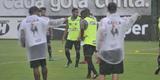 Volante Elias participou nesta quinta-feira do seu primeiro treino como jogador do Atltico. Roger Machado comandou uma atividade com bola utilizando atletas que no jogaram ou atuaram pouco diante do Cruzeiro