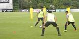Volante Elias participou nesta quinta-feira do seu primeiro treino como jogador do Atltico. Roger Machado comandou uma atividade com bola utilizando atletas que no jogaram ou atuaram pouco diante do Cruzeiro