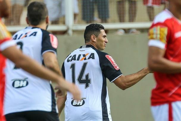 Com dois gols de Danilo e um de Otero, Atltico goleou o Tombense por 3 a 0 pelo Estadual