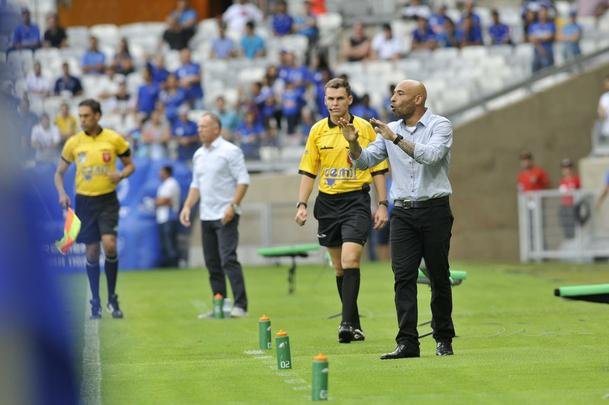 Imagens do jogo entre Cruzeiro e Tricordiano, pelo Campeonato Mineiro, no Mineiro