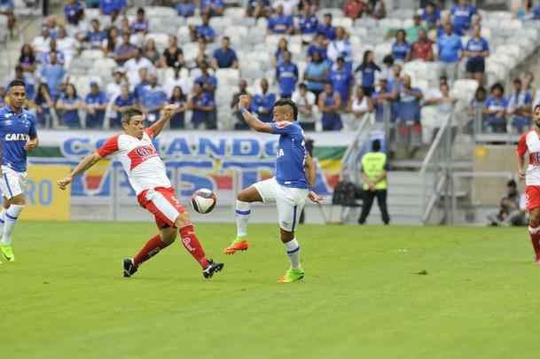 Imagens do jogo entre Cruzeiro e Tricordiano, pelo Campeonato Mineiro, no Mineiro