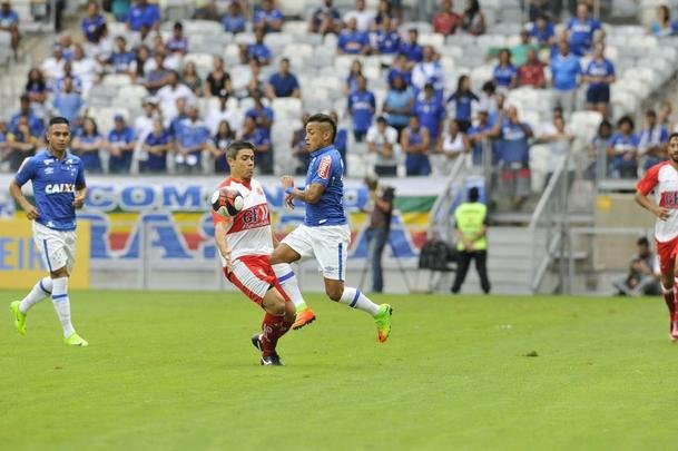 Imagens do jogo entre Cruzeiro e Tricordiano, pelo Campeonato Mineiro, no Mineiro