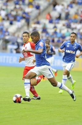 Imagens do jogo entre Cruzeiro e Tricordiano, pelo Campeonato Mineiro, no Mineiro