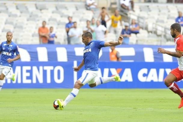 Imagens do jogo entre Cruzeiro e Tricordiano, pelo Campeonato Mineiro, no Mineiro