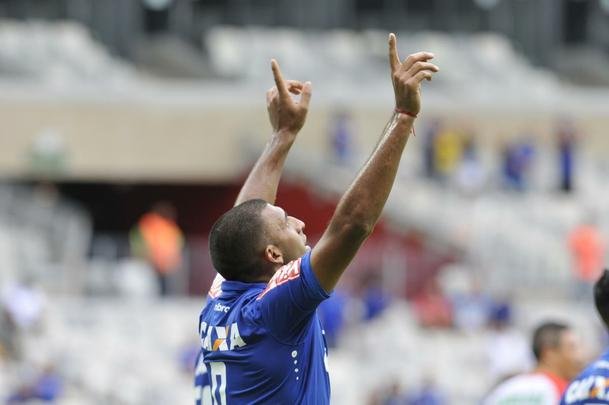 Imagens do jogo entre Cruzeiro e Tricordiano, pelo Campeonato Mineiro, no Mineiro