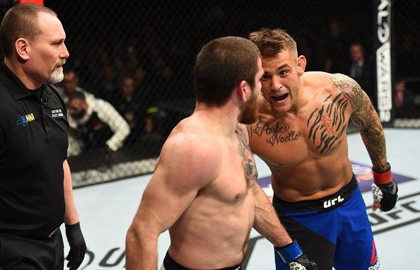 Dustin Poirier venceu Jim Miller por decisão majoritária