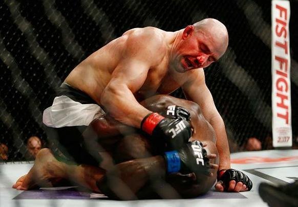 Glover Teixeira venceu Jared Cannonier por decisão unânime