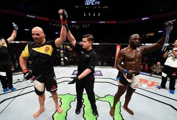 Glover Teixeira venceu Jared Cannonier por decisão unânime