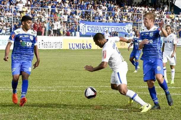URT e Cruzeiro empataram por 1 a 1 neste sábado
