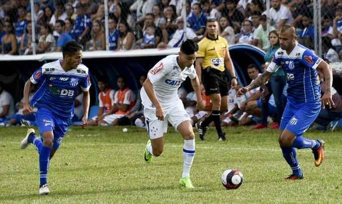 URT e Cruzeiro empataram por 1 a 1 neste sábado