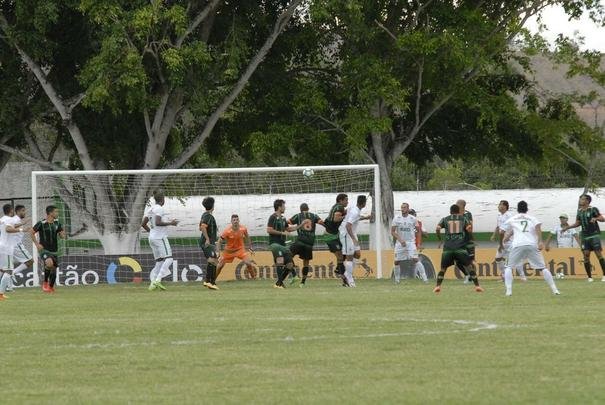 Imagens da partida entre Murici-AL e Amrica, em Alagoas, pela segunda fase da Copa do Brasil