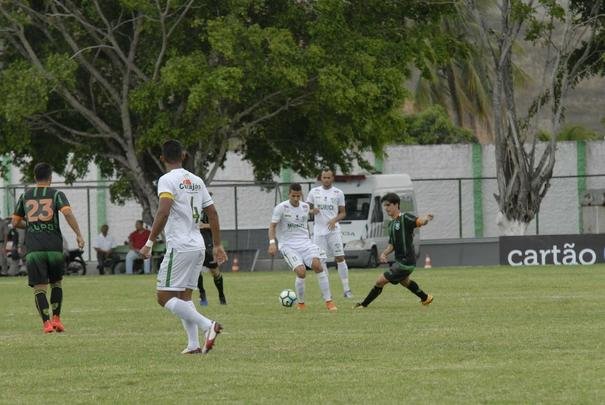 Imagens da partida entre Murici-AL e Amrica, em Alagoas, pela segunda fase da Copa do Brasil