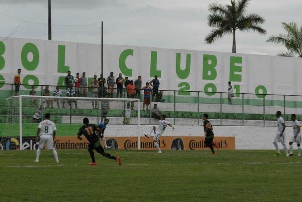 Imagens da partida entre Murici-AL e Amrica, em Alagoas, pela segunda fase da Copa do Brasil