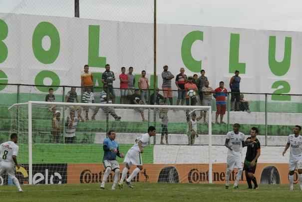 Imagens da partida entre Murici-AL e Amrica, em Alagoas, pela segunda fase da Copa do Brasil