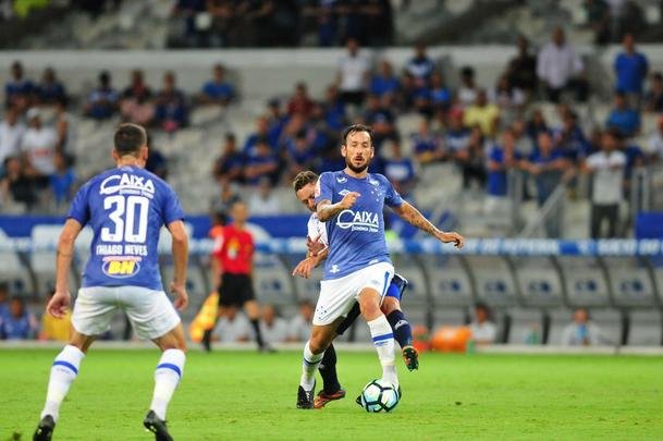 Imagens do jogo entre Cruzeiro e So Francisco-PA, pela Copa do Brasil, no Mineiro