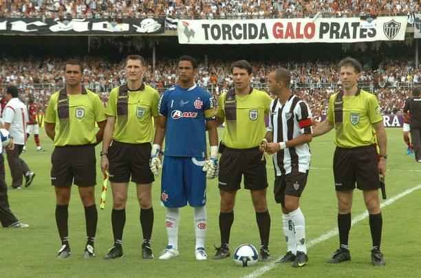 Bruno sempre se disse atleticano. Pelo Flamengo, ele reencontrou o clube do corao em vrias oportunidades. Em uma delas, encontrou o Mineiro lotado