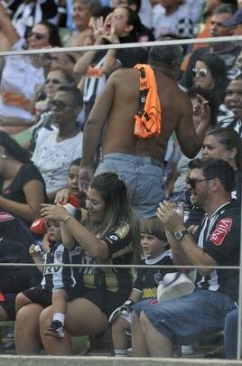 Confira as fotos do jogo entre Atltico x Villa Nova