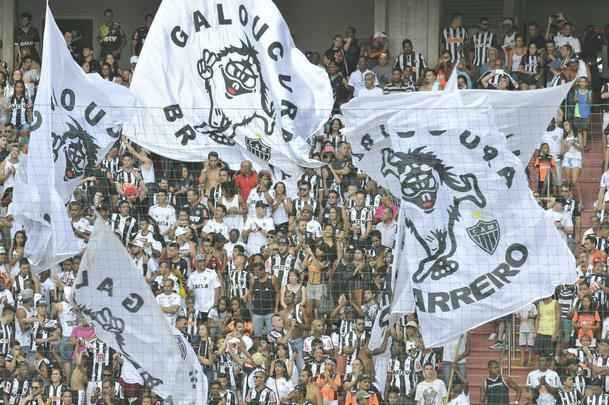 Confira as fotos do jogo entre Atltico x Villa Nova