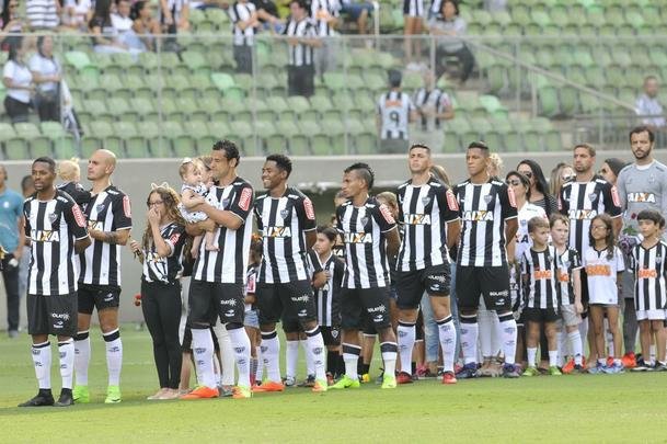 Confira as fotos do jogo entre Atltico x Villa Nova