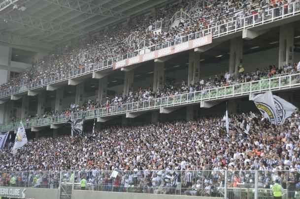 Confira as fotos do jogo entre Atltico x Villa Nova