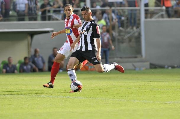 Confira as fotos do jogo entre Atltico x Villa Nova