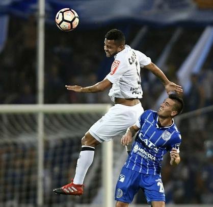 Imagens do jogo entre Godoy Cruz e Atltico, vlido pelo Grupo 6 da Copa Libertadores