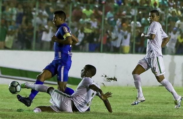 Imagens do jogo entre Murici-AL e Cruzeiro, no Estádio José Gomes da Costa, pela Copa do Brasil