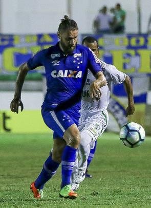 Imagens do jogo entre Murici-AL e Cruzeiro, no Estádio José Gomes da Costa, pela Copa do Brasil