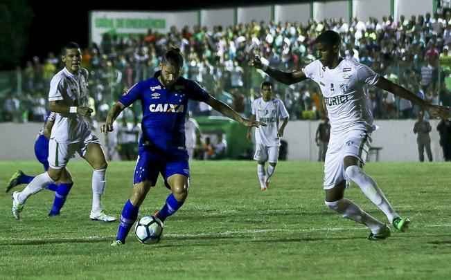 Imagens do jogo entre Murici-AL e Cruzeiro, no Estdio Jos Gomes da Costa, pela Copa do Brasil