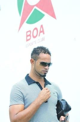 Bruno foi apresentado nesta tera-feira no Boa Esporte, realizou testes e foi apoiado por alguns torcedores