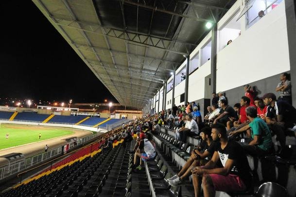 Boa Esporte, novo time de Bruno, venceu o Arax por 2 a 0 pelo Mdulo II do Mineiro 