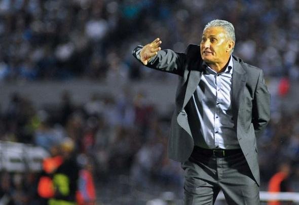 Seleo Brasileira enfrenta a Celeste pelas Eliminatrias para a Copa do Mundo da Rssia