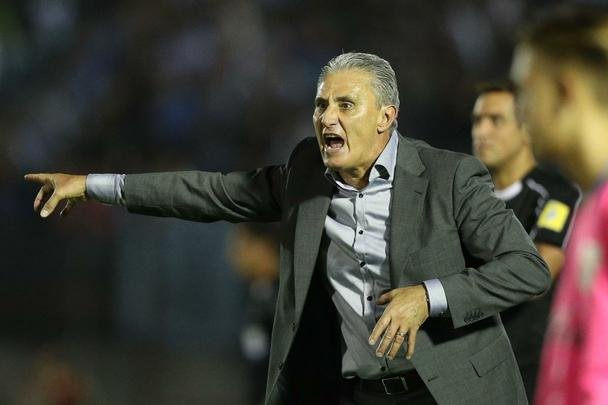 Seleo Brasileira enfrenta a Celeste pelas Eliminatrias para a Copa do Mundo da Rssia