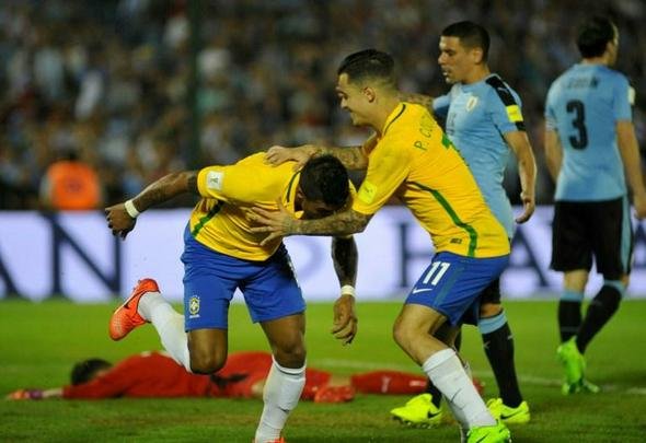 Seleo Brasileira enfrenta a Celeste pelas Eliminatrias para a Copa do Mundo da Rssia