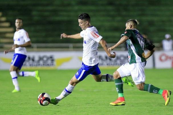 Imagens do jogo entre Uberlândia e Cruzeiro, no Parque do Sabiá, pelo Campeonato Mineiro