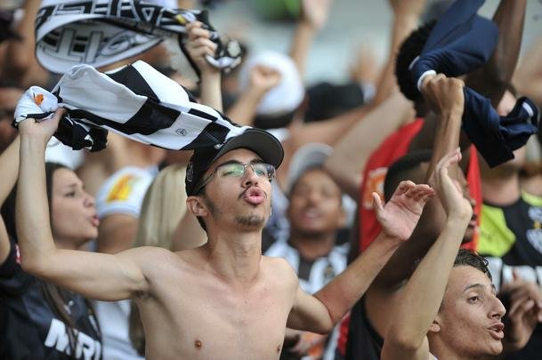 Torcida do Atltico no clssico contra o Cruzeiro, no Mineiro, pela 10 rodada do Estadual
