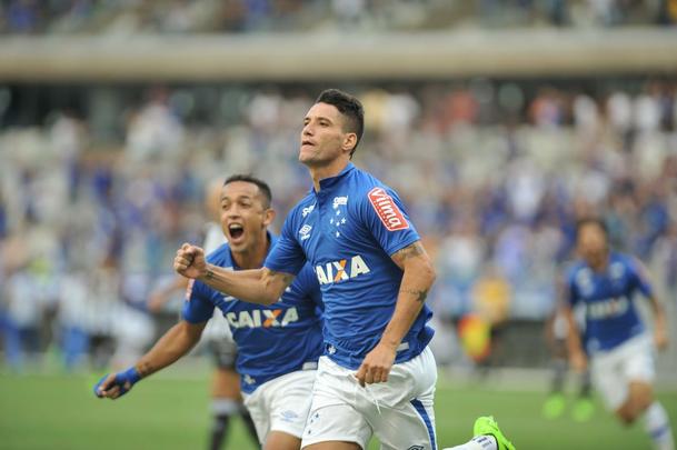 Elias elogia Galo e desafia Cruzeiro: 'Vamos ver no 11 