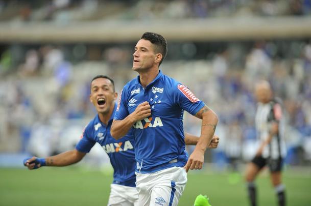 Elias elogia Galo e desafia Cruzeiro: 'Vamos ver no 11 