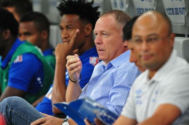 Imagens do jogo entre Cruzeiro e Nacional-PAR, pela Copa Sul-Americana, no Mineiro