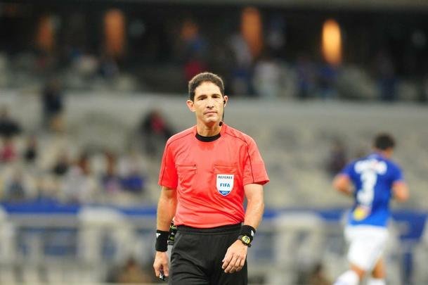 Imagens do jogo entre Cruzeiro e Nacional-PAR, pela Copa Sul-Americana, no Mineiro