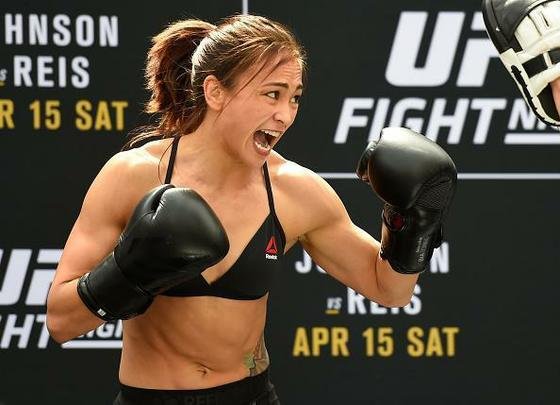 Michelle Waterson, adversária de Rose Namajunas no UFC em Kansas