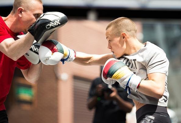 Rose Namajunas, rival de Michelle Waterson na luta coprincipal do UFC em Kansas