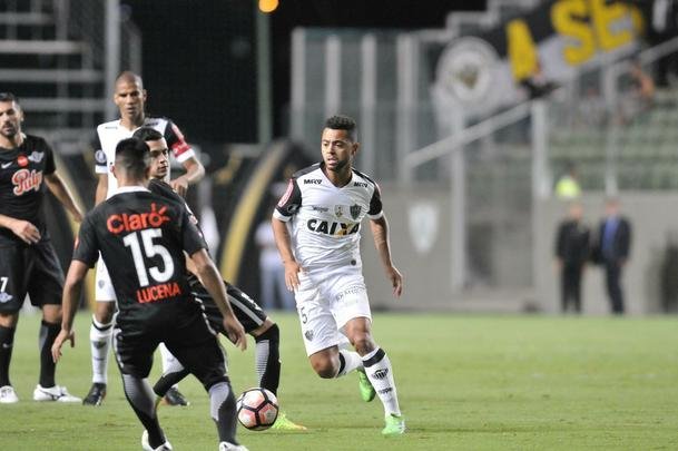 Imagens do duelo entre Atltico e Libertad-PAR, no Independncia, pela Copa Libertadores