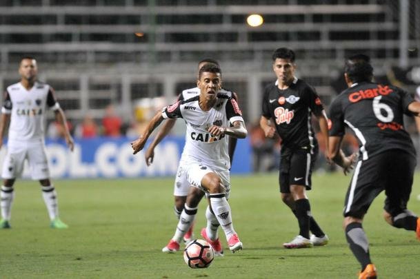 Imagens do duelo entre Atltico e Libertad-PAR, no Independncia, pela Copa Libertadores