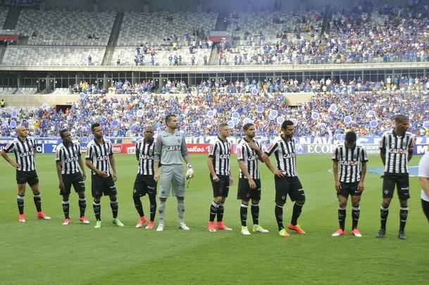 Imagens do jogo de ida da final do Mineiro, entre Cruzeiro e Atltico, no Mineiro (Juarez Rodrigues/EM/D. A Press)