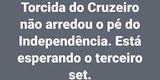 Campees mineiros, atleticanos tiram sarro de cruzeirenses na internet