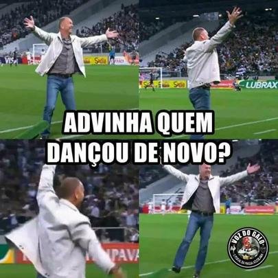 Campees mineiros, atleticanos tiram sarro de cruzeirenses na internet