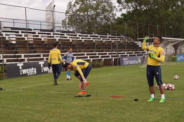 Imagens do treino do Cruzeiro antes do jogo contra o Nacional-PAR, pela Copa Sul-Americana