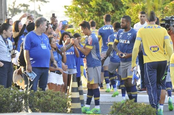 Mano Menezes testou novidades no Cruzeiro para enfrentar o So Paulo na estreia do Brasileiro