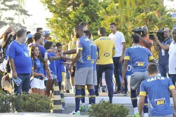 Mano Menezes testou novidades no Cruzeiro para enfrentar o So Paulo na estreia do Brasileiro
